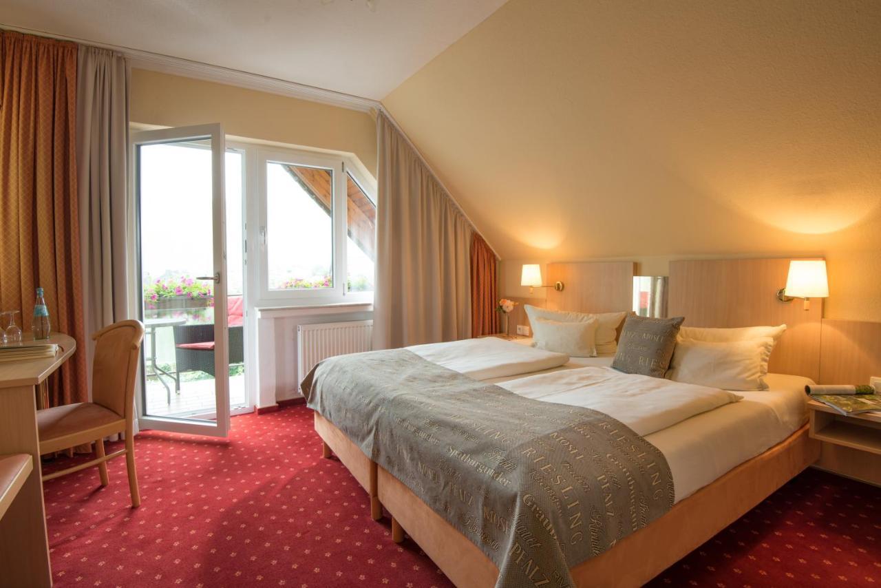 Weinhotel Sonnenschein Ernst Ngoại thất bức ảnh