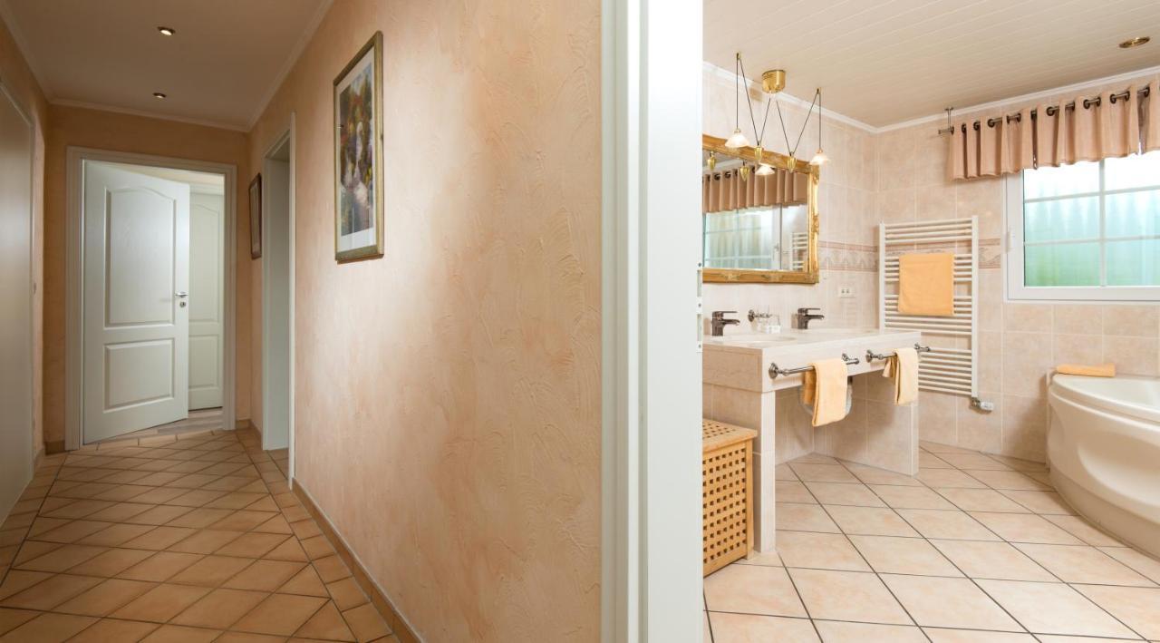 Weinhotel Sonnenschein Ernst Ngoại thất bức ảnh