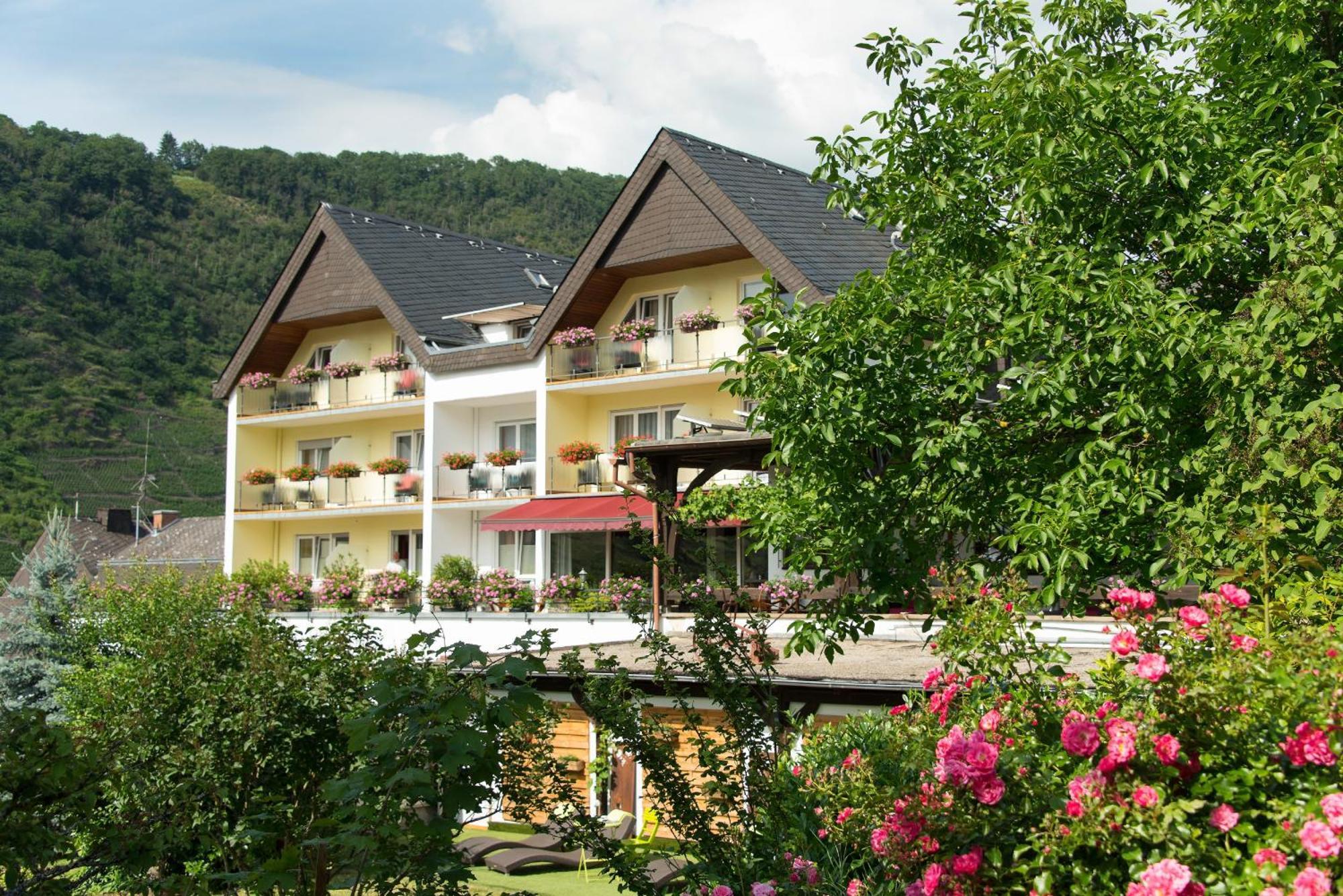 Weinhotel Sonnenschein Ernst Ngoại thất bức ảnh
